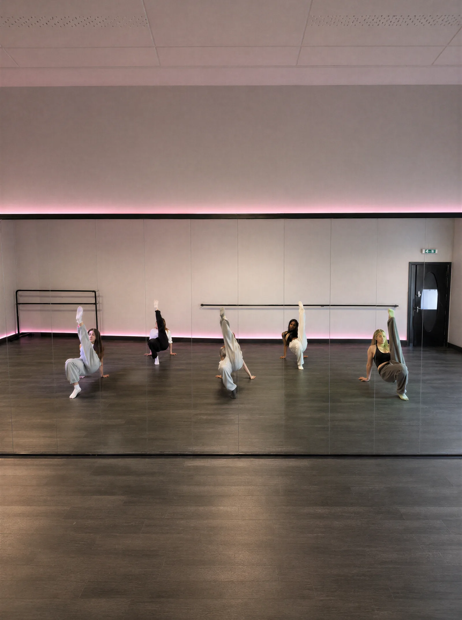 Urbano Femme · clase de urbano femme en Bloom Studio Cádiz